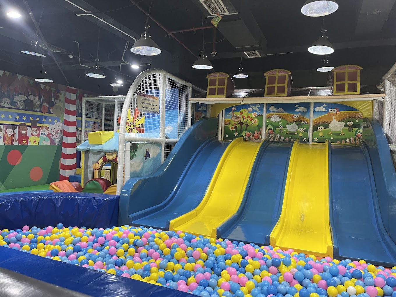 Kidzilla Atrium - Jakarta Pusat, Dki Jakarta Kidzilla Atrium - Jakarta Pusat, Dki Jakarta