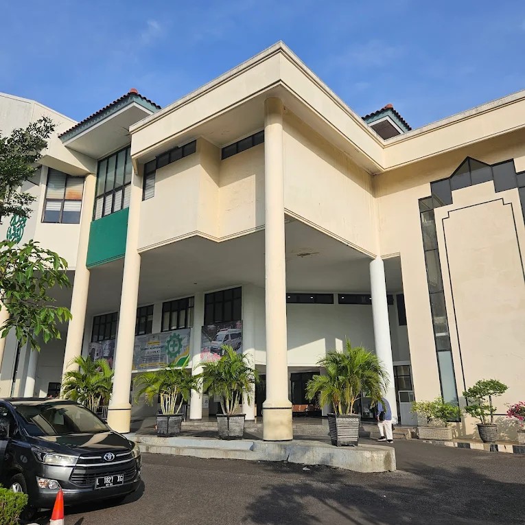 Poli Spesialis Mata - RSI 2 Jemursari - Surabaya, Jawa Timur