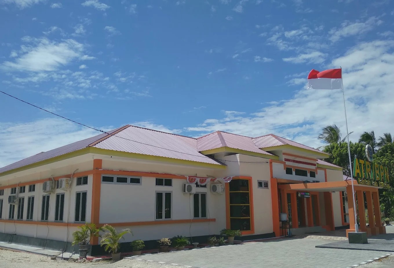 Kantor Pertanahan Kabupaten Banggai - Banggai, Sulawesi Tengah Kantor Pertanahan Kabupaten Banggai - Banggai, Sulawesi Tengah