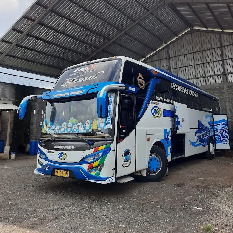 Garasi PO. Luwes Jaya Trans - Tulungagung, Jawa Timur Garasi PO. Luwes Jaya Trans - Tulungagung, Jawa Timur