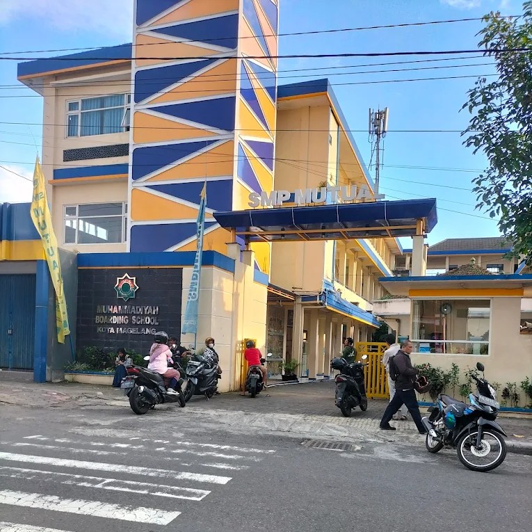 Muhammadiyah Boarding School (SMP) - Magelang, Jawa Tengah Muhammadiyah Boarding School (SMP) - Magelang, Jawa Tengah
