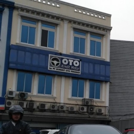 Summit Oto Finance Balaraja - Tangerang, Banten