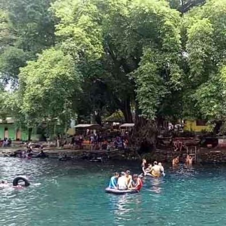 Danau Banyu Biru - Pasuruan, Jawa Timur
