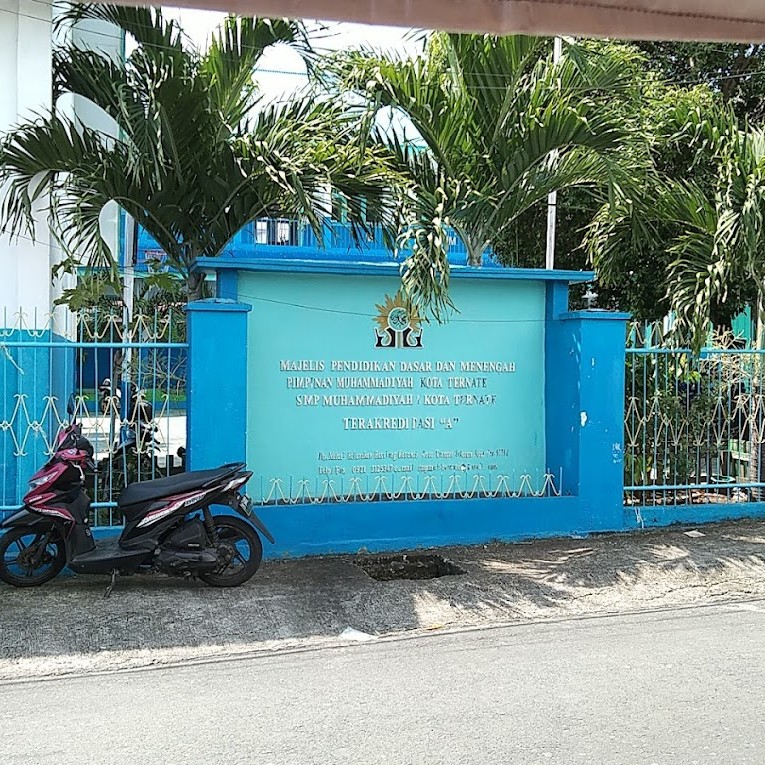 SMP Muhammadiyah 1 Kota Ternate - Ternate, Maluku Utara SMP Muhammadiyah 1 Kota Ternate - Ternate, Maluku Utara