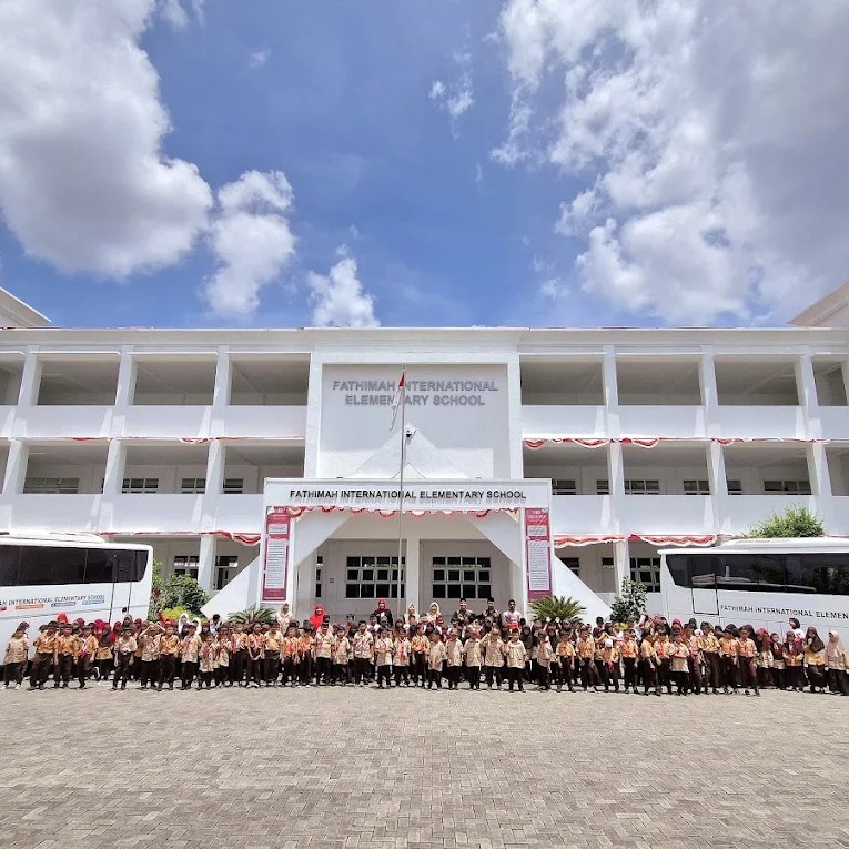Fathimah International Elementary School - Sumenep, Jawa Timur Fathimah International Elementary School - Sumenep, Jawa Timur