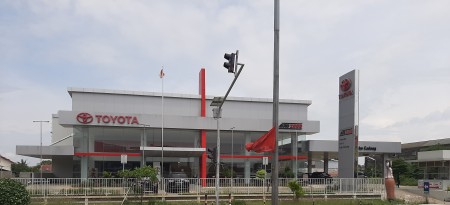 Toyota Auto2000 Cabang Jl. RE. Martadinata Cikarang Utara