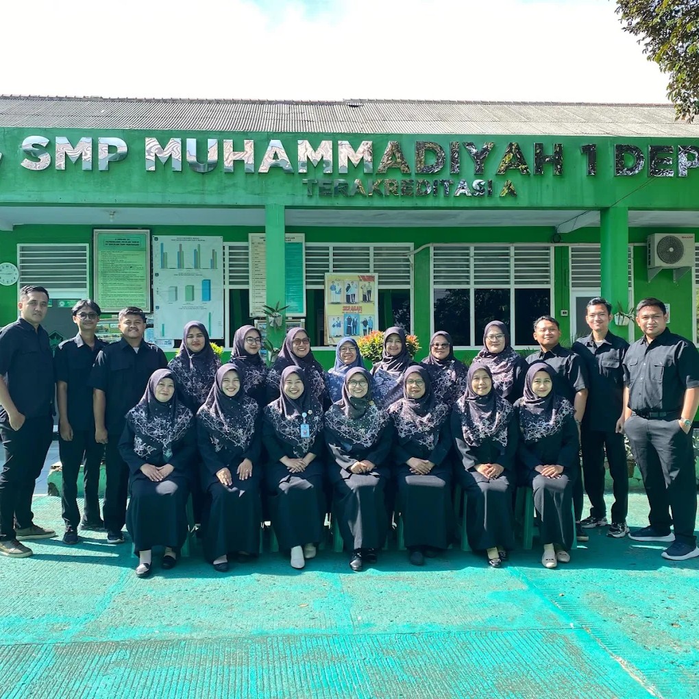 SMP Muhammadiyah 1 - Depok, Jawa Barat SMP Muhammadiyah 1 - Depok, Jawa Barat