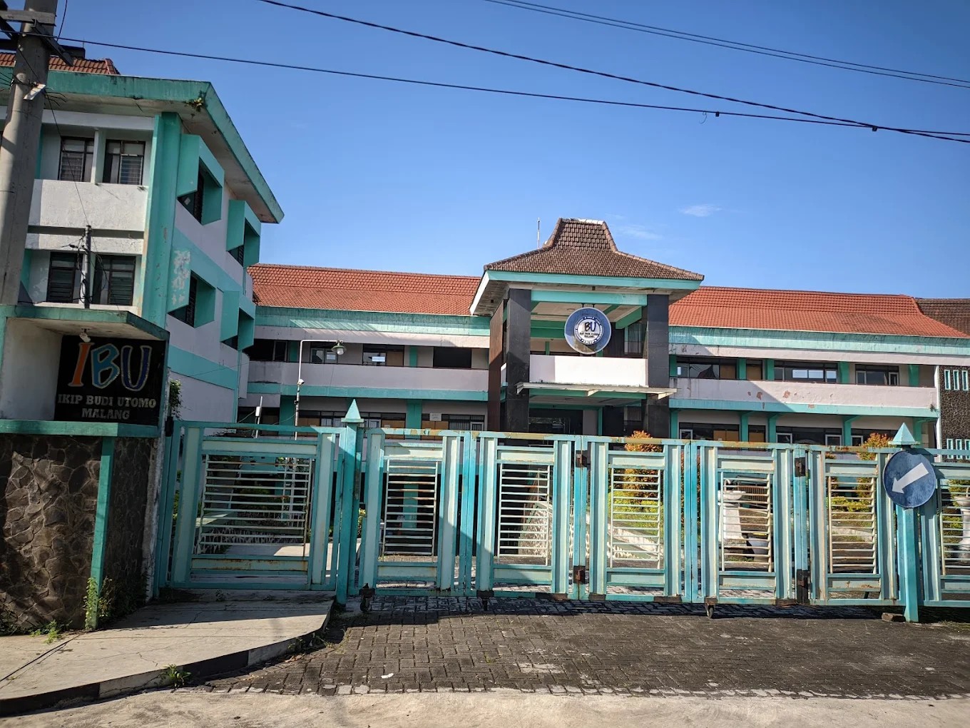 Institut Keguruan Ilmu Pendidikan / IKIP Budi Utomo Malang Kampus C - Malang, Jawa Timur Institut Keguruan Ilmu Pendidikan / IKIP Budi Utomo Malang Kampus C - Malang, Jawa Timur