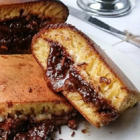 Terang Bulan - Martabak Si Manis - Bangkalan, Jawa Timur