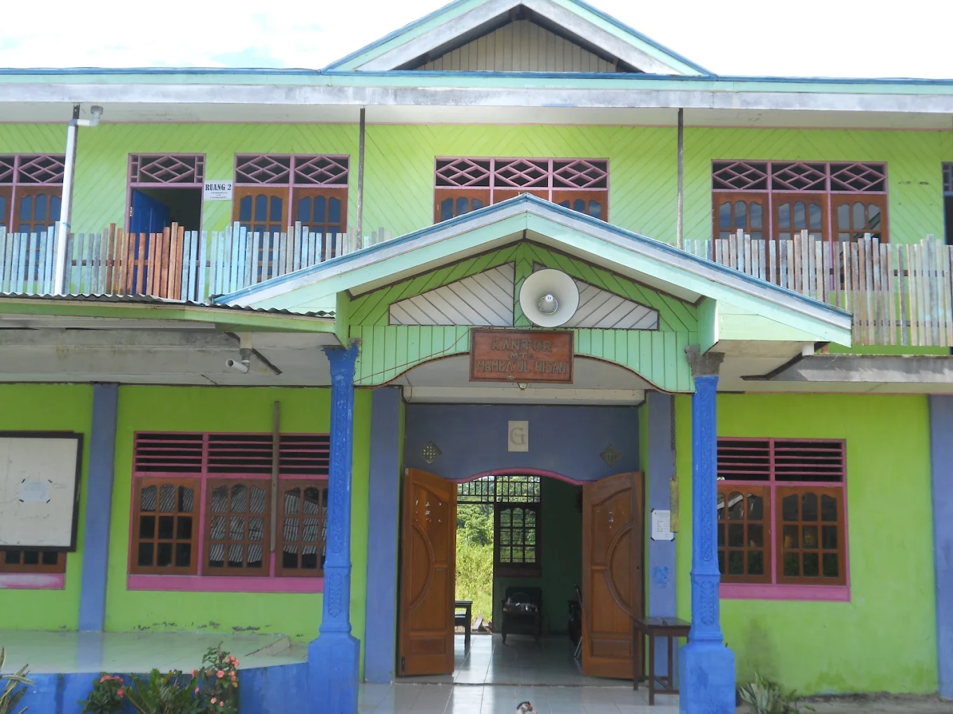 MTs Mamba'ul Hisan Wanggar - Nabire, Papua MTs Mamba'ul Hisan Wanggar - Nabire, Papua